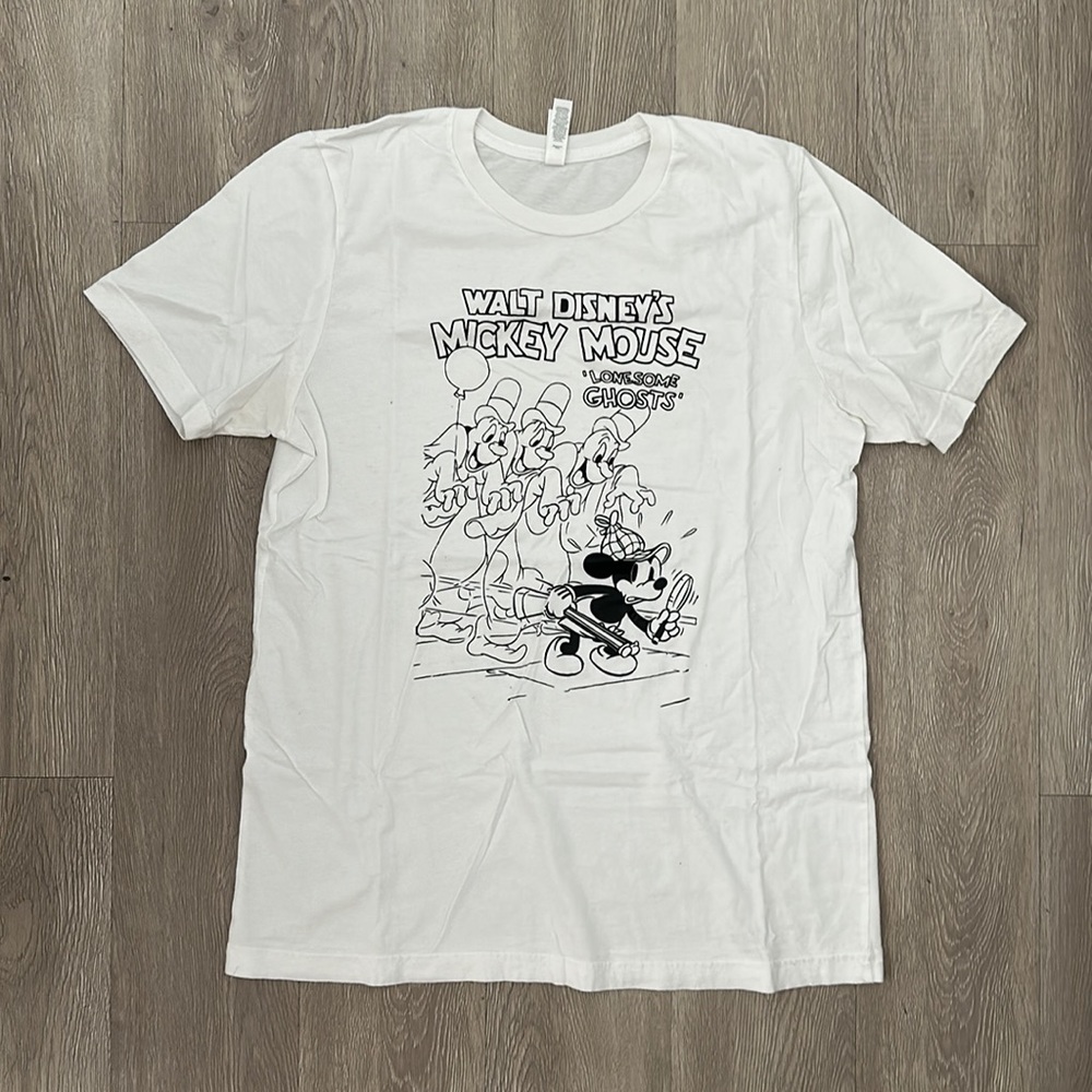 Small shop Mickey Mouse Lonesome Ghosts tshirt unisex size Large